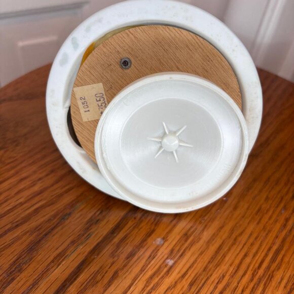 PORCELAIN GLAZED MUSIC BOX ROCKING HORSE 3 PUPPIES BY GEORGE GOOD PLAYS TOYLAND - Picture 5 of 5